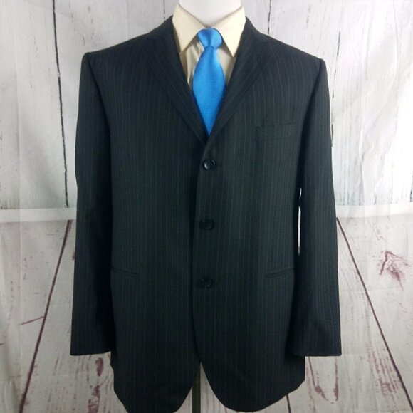 JF. J.Ferrar Modern Fit 46R 3 Button Charcoal Striped 2pc Suit - Picture 3 of 16